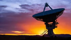 Forschende entdecken ein periodisches Signal aus dem All: Was die Beobachtungen zeigen